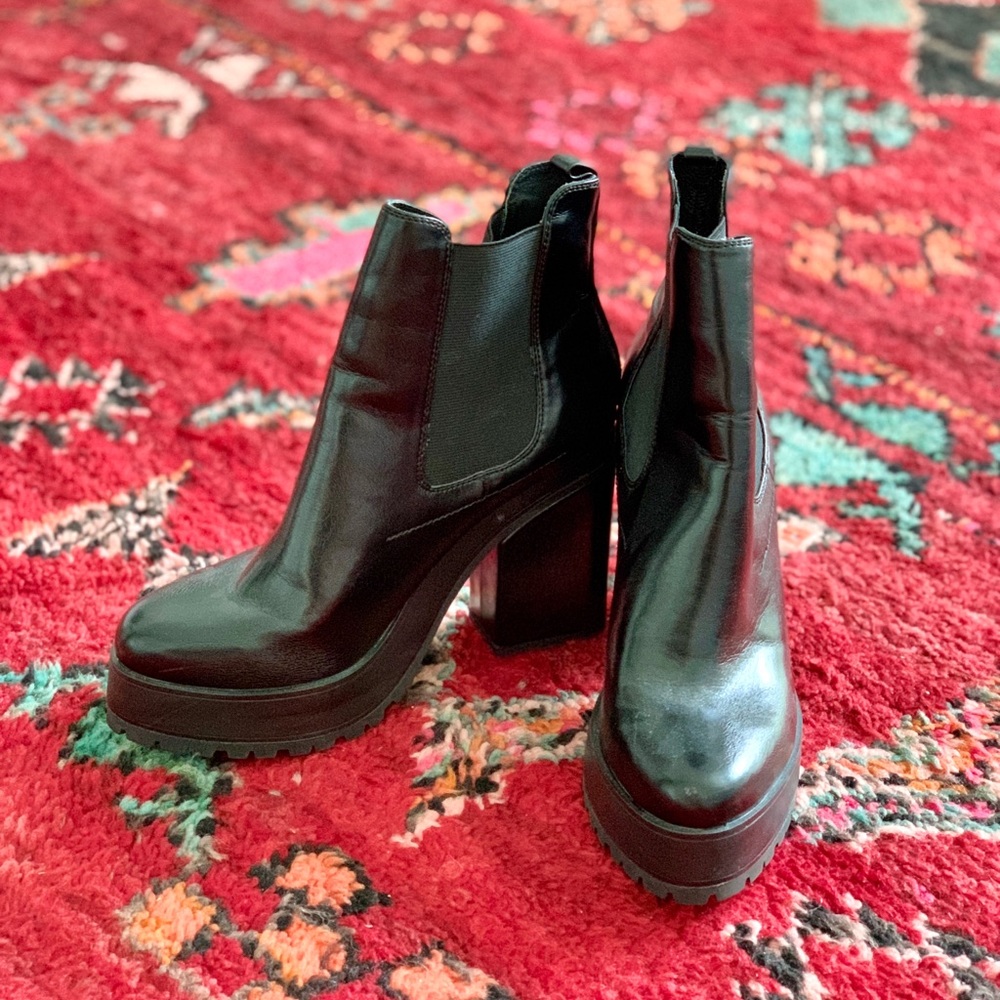 Chunky black heel booties. Size 8.5